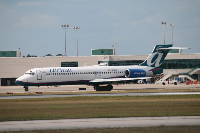 Boeing 717-200 (N956AT)