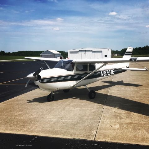 Cessna 175 Skylark (N6751E)