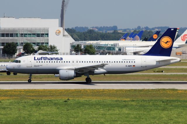 Airbus A320 (D-AIPF)