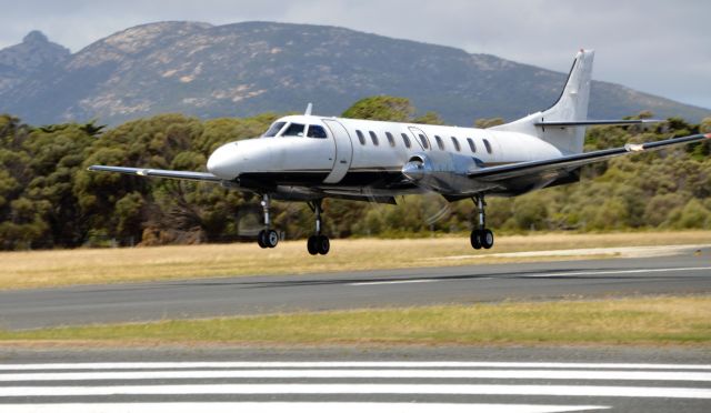 Fairchild Dornier SA-227DC Metro (VH-OZV) - Sharp Airlines metro landing RWY 32 at Flinders Island, Dec 2017