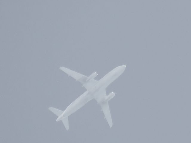 Airbus A320 (N482UA)