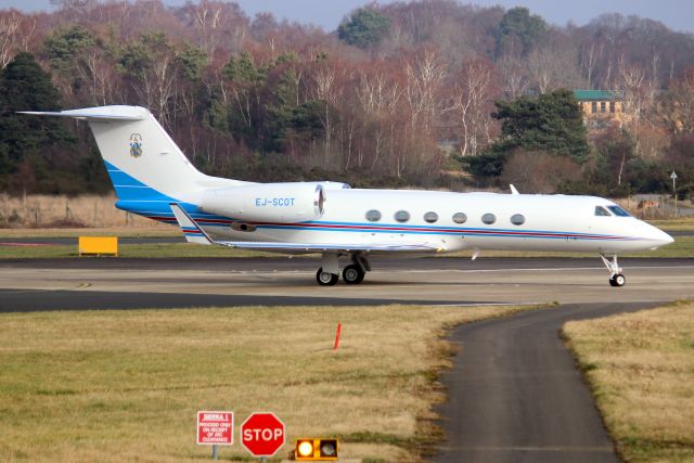 Gulfstream Aerospace Gulfstream IV (EJSCOT) - Sonas Aviation Gulfstream G450 lining up to depart rwy 06 on 13-Feb-23 on a three-day visit to EGPH as SON4.