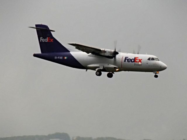 EI-FXE —