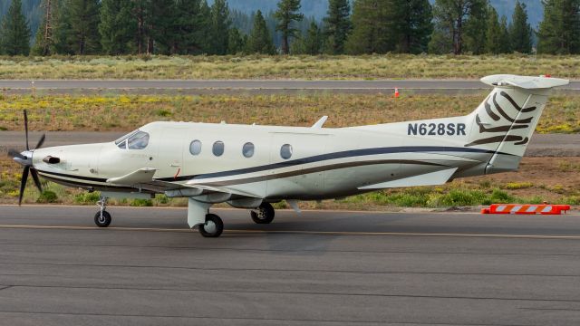 Pilatus PC-12 (N628SR) - N628SR taxiing to a stand after arriving from San Carlos (2 July, 2021)