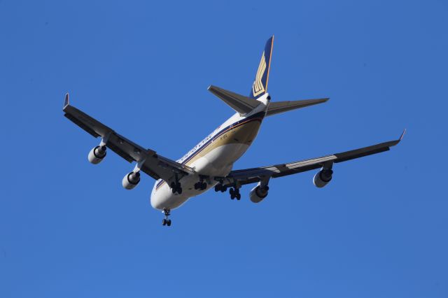 Boeing 747-400 (9V-SFO)