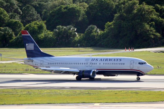 BOEING 737-400 (N445US)