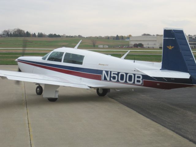 Mooney M-20 Turbo (N500B)
