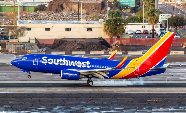 Boeing 737-700 (N492WN) - Spotted at KPHX on Jan-25-2021