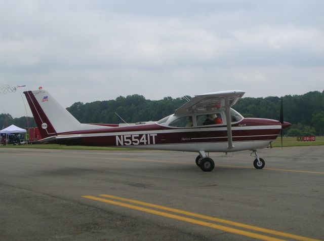 Cessna Skyhawk (N5541T) - 1964 Cessna 172E