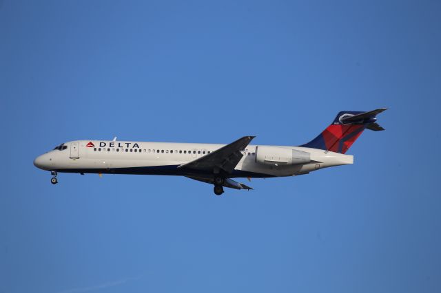 Boeing 717-200 —