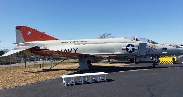 McDonnell Douglas F-4 Phantom 2 (15-3071) - McDonnell Douglas F-4J Phantom II