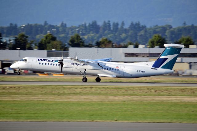 de Havilland Dash 8-400 (C-FNEN)