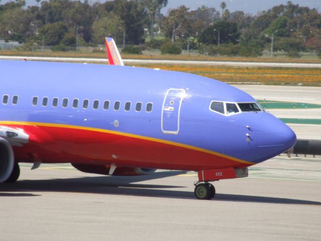 Boeing 737-700 (N452WN)