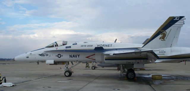 16-4630 — - US Navy Hornet