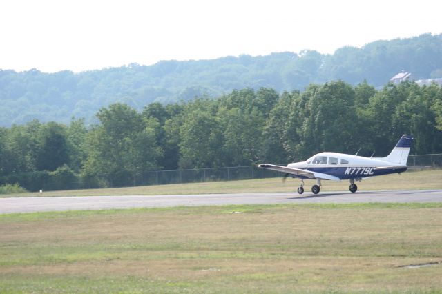 Piper Cherokee (N7779C)