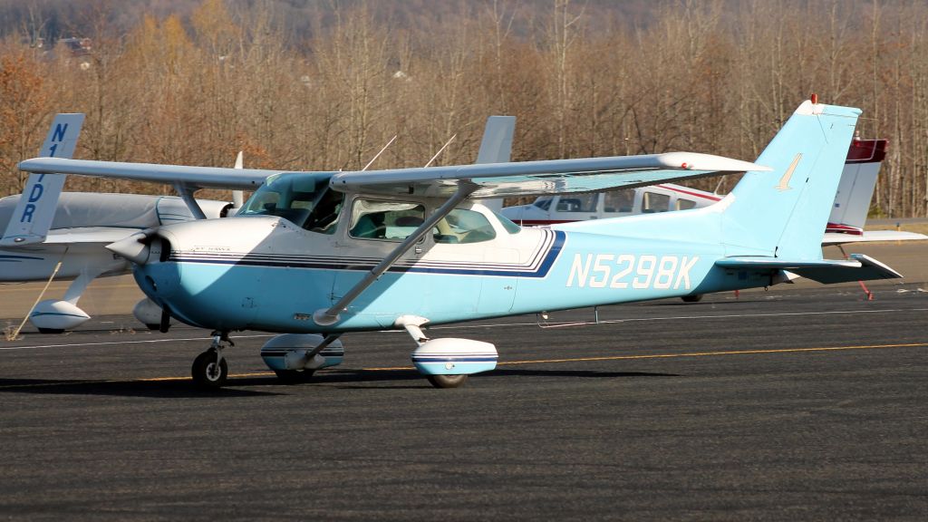 Cessna Skyhawk (N5298K)