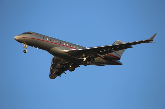 Bombardier Global Express (9H-VJR)