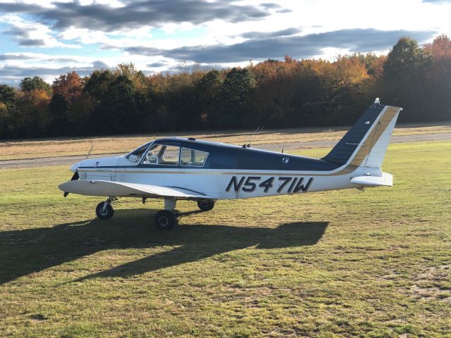 Piper Cherokee (N5471W)