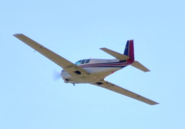 Mooney M-20 (N9453V)