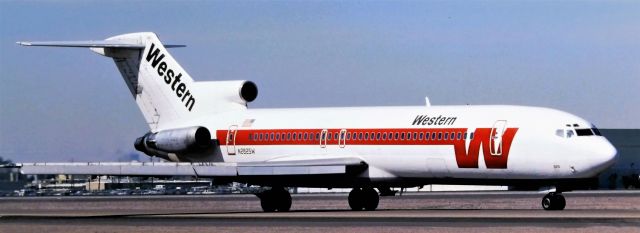 BOEING 727-200 (N2825W) - FEB 1985