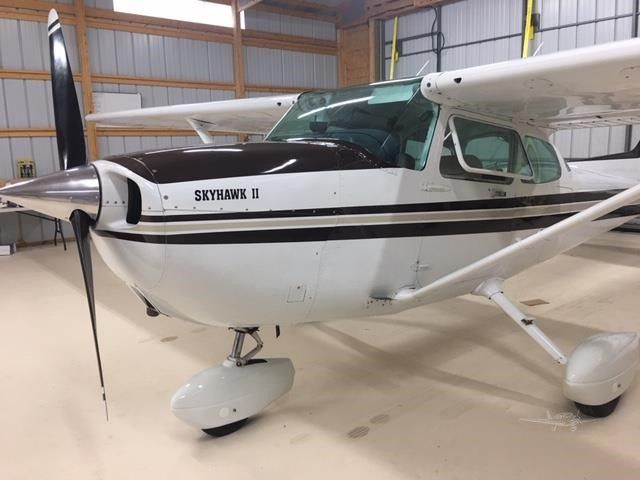 Cessna Skyhawk (N65107)