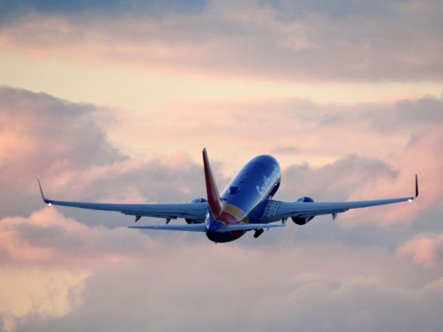 Boeing 737-700 (N566WN)