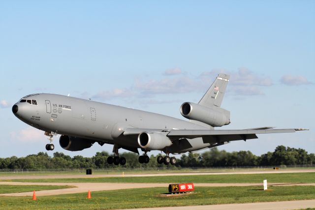 — — - AirVenture 2018