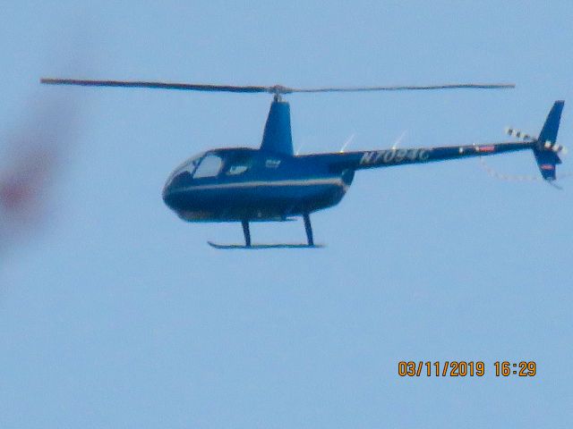 Robinson R-44 (N7094C)