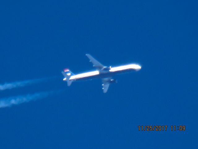 Airbus A321 (N578UW)