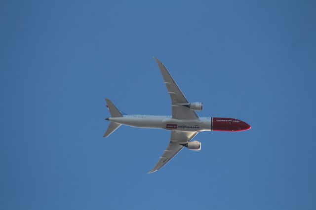 Boeing 787-9 Dreamliner (G-CKWE) - FINAL APROCH