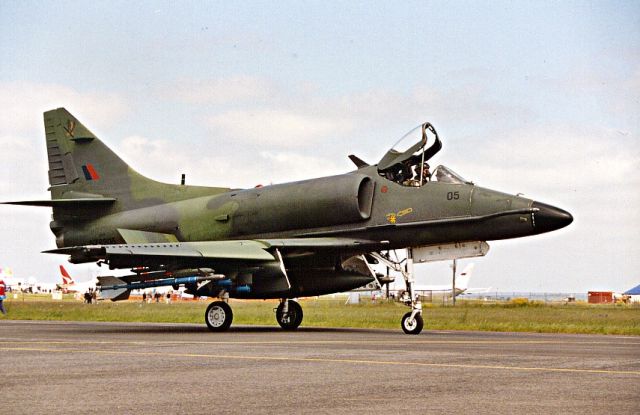 — — - RNZAF F4 05 taken about 1992