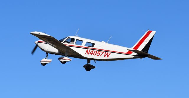 Piper Saratoga (N4057W) - Takeoff RW 36