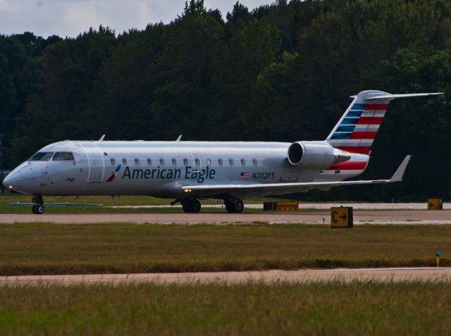 Canadair Regional Jet CRJ-200 (N202PS)