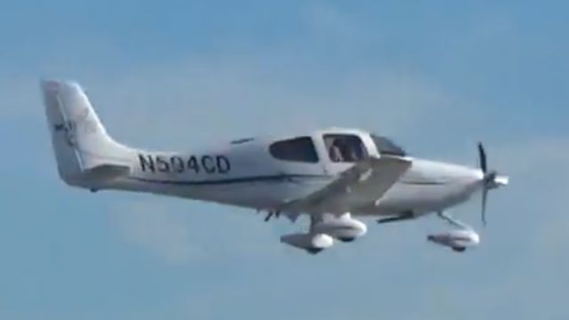 Cirrus SR-22 (N594CD) - Some more training...