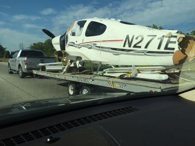 Cirrus SR-22 (N271ES) - I am sure this is not really how this plane wants to get to point B.