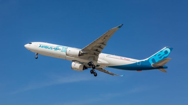 Airbus A330-900 (F-WTTN)