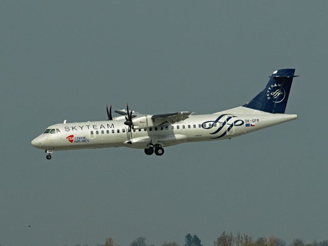 ATR ATR-72 (OK-GFR)