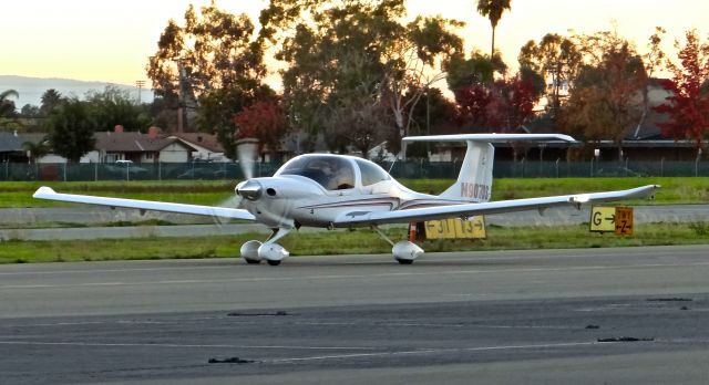 Diamond Star (N907DS) - Nice Diamond Star taxing out during sunset at Reid Hillview Airport, San Jose, CA.