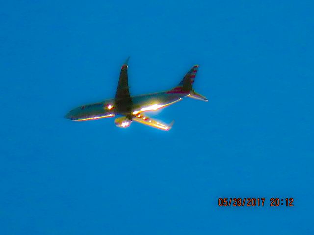 Boeing 737-800 (N902AN)