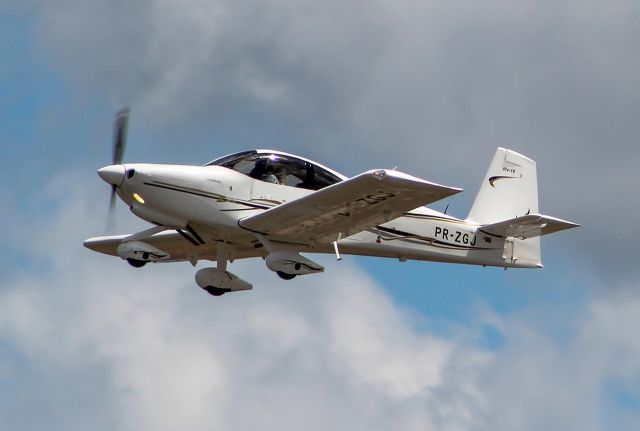 Vans RV-10 (PT-ZGJ)