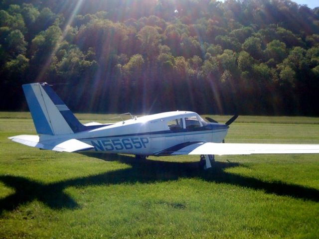 Piper PA-24 Comanche (N5565P) - Nice afternoon at Lee Bottom