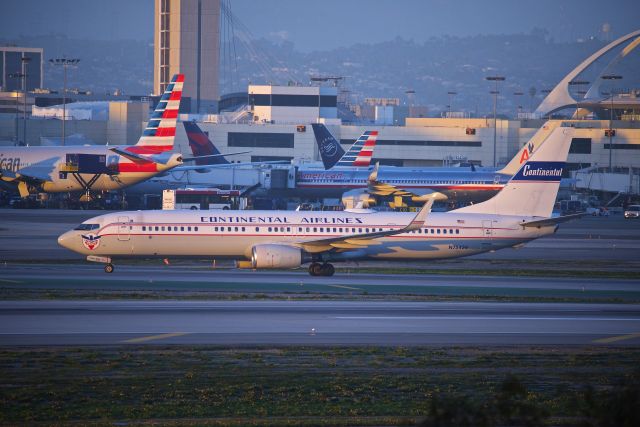 Boeing 737-900 (N75436)