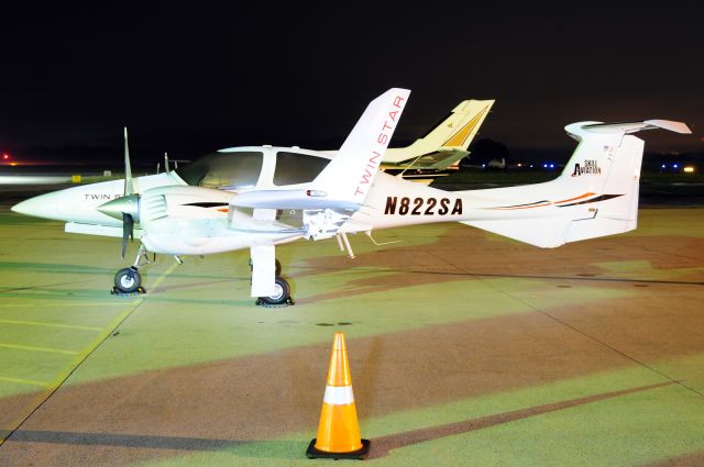 Diamond Twin Star (N822SA) - Seen at KFDK on 6/28/2009.  CORZON AVIATION INC - HIGHLAND PARK, IL