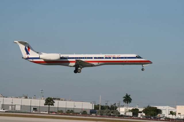 Canadair Regional Jet CRJ-700 (N634AE)