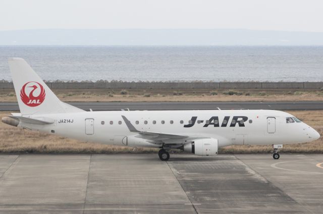 Embraer 170/175 (JA214J)