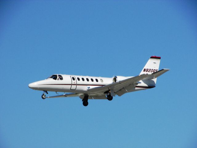 Cessna Citation V (N820QS) - Landing RWY 30