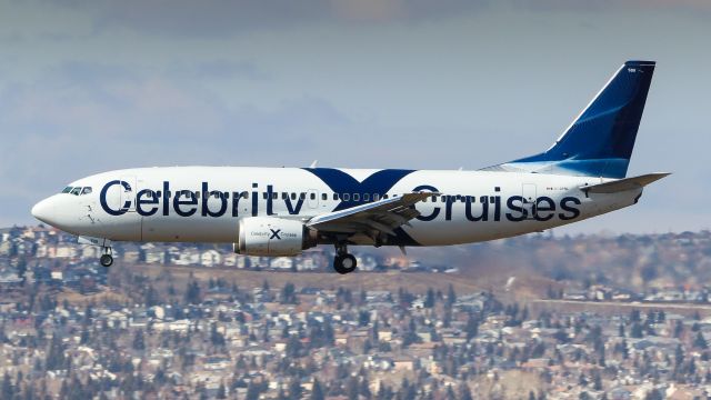 BOEING 737-300 (C-GPNL)