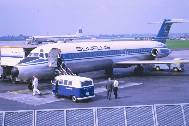 McDonnell Douglas DC-9-30 (D-ACEB) - October 1968 at Düsseldorf (EDDL)