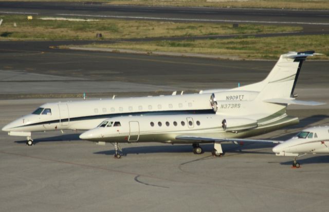 Dassault Falcon 50 (N373RS)