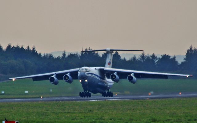 Ilyushin Il-76 (RA-76669) - il-76 ra-76669 dep shannon 29/9/15.